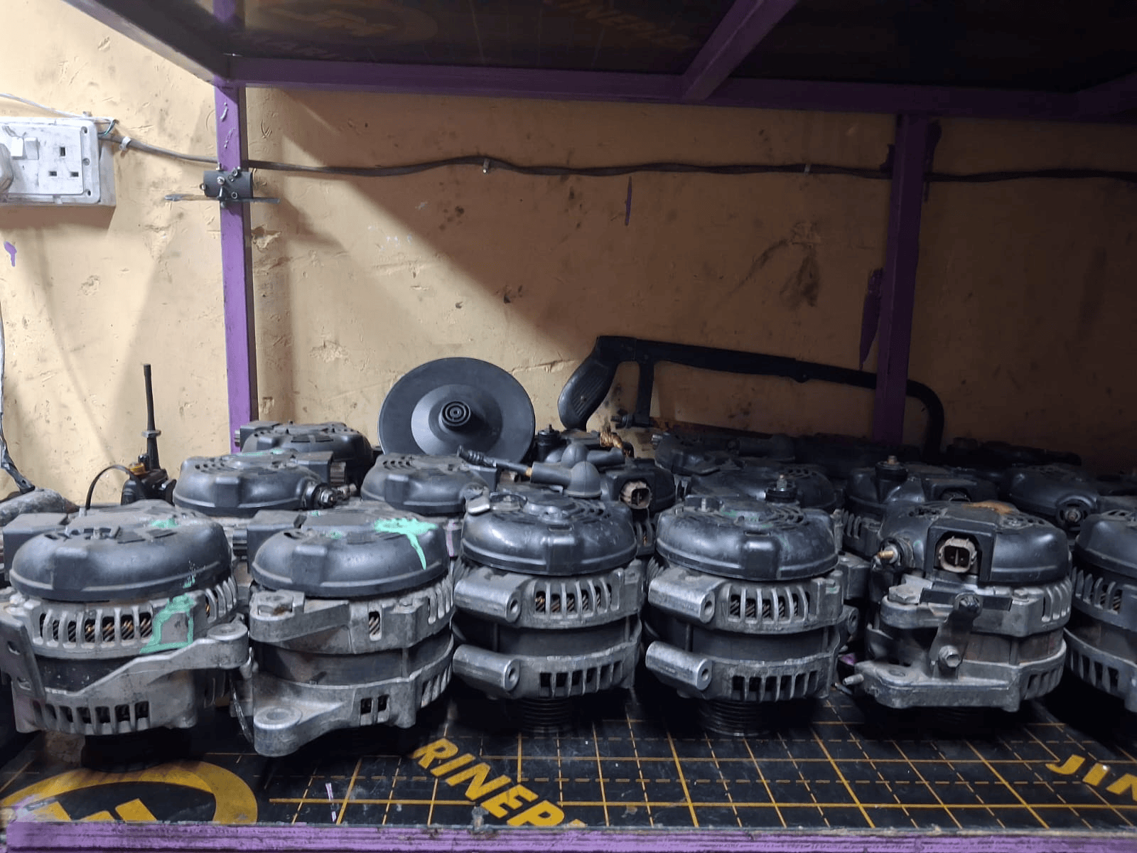 Alternator MR20